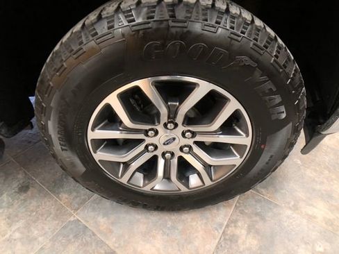 Certified 2022 Ford F150 Lariat image 9