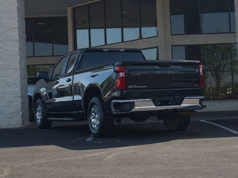 Used 2020 Chevrolet Silverado 1500 LT w/ Trailering Package AWD/4WD image 4