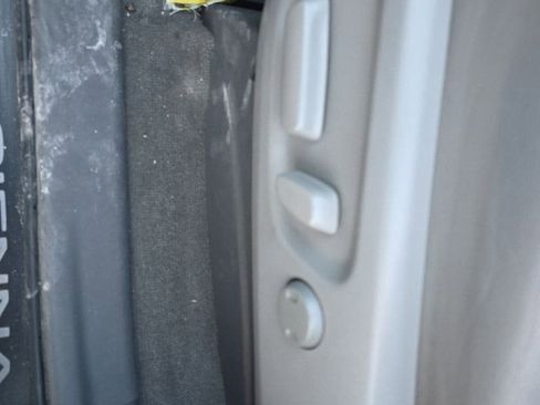 Used 2019 Toyota Sienna XLE w/ XLE Navigation Package image 17