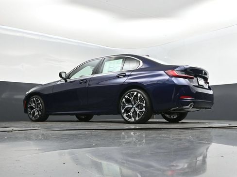 New 2026 BMW 330i Sedan w/ Convenience Package RWD image 40