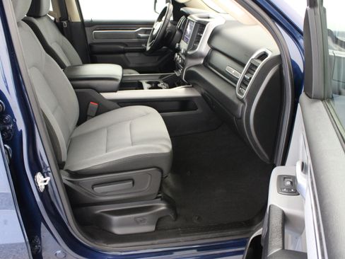 Used 2019 RAM 1500 Big Horn AWD/4WD image 37