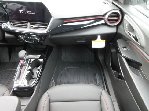 New 2026 Chevrolet Trax RS image 16