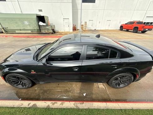 Used 2023 Dodge Charger Scat Pack RWD image 3