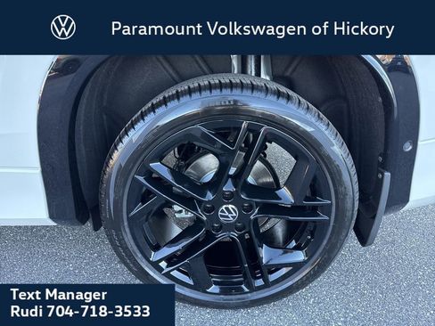 New 2026 Volkswagen Tiguan SE R-Line AWD/4WD image 10