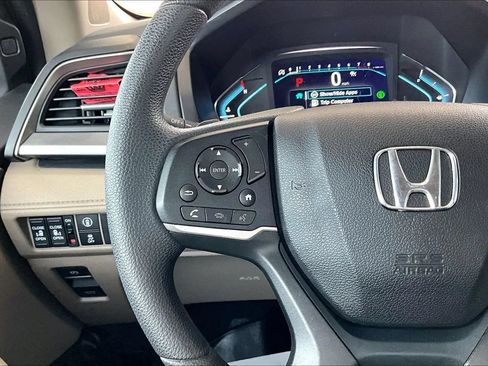 Used 2024 Honda Odyssey EX image 10