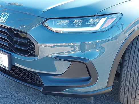 Certified 2024 Honda HR-V Sport image 32