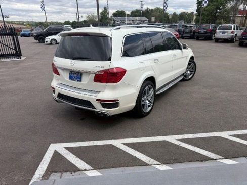 Used 2015 Mercedes-Benz GL 63 AMG 4MATIC image 8