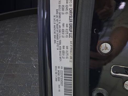 Used 2012 Dodge Challenger R/T image 37