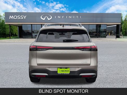 New 2026 INFINITI QX60 Luxe image 9