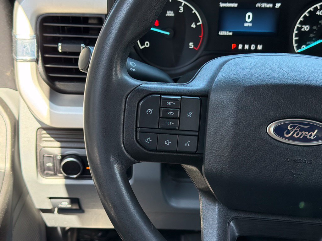 Used 2023 Ford F350 XL RWD image 43