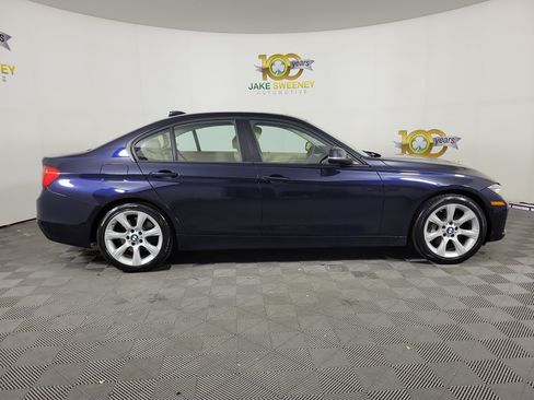 Used 2014 BMW 335i xDrive Sedan AWD/4WD image 8