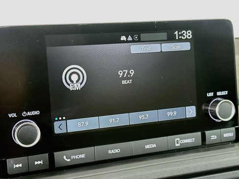 Used 2024 Honda Accord EX image 19