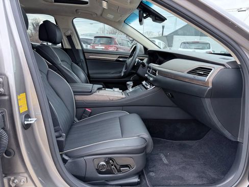 Used 2021 Genesis G90 5.0 Ultimate image 25