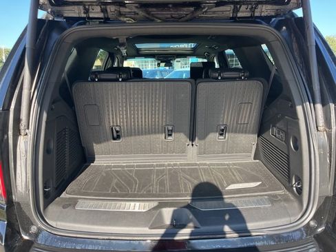 Used 2023 Chevrolet Tahoe Z71 w/ Z71 Off-Road Package image 7