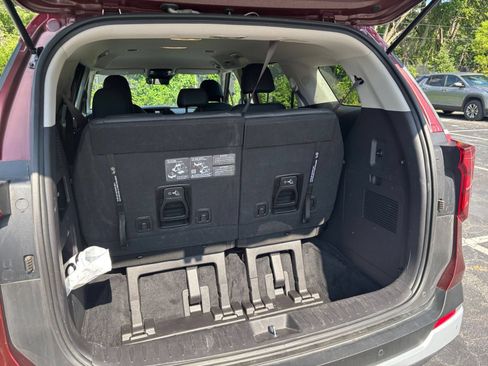 Used 2026 Kia Carnival FWD image 33
