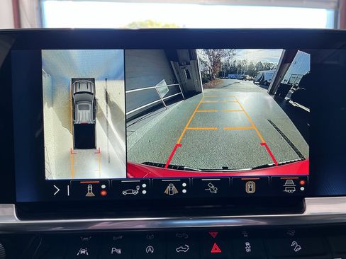 New 2026 Chevrolet Silverado 1500 LT Trail Boss w/ LT Trail Boss Premium Package image 13