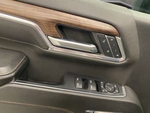 Used 2024 Chevrolet Silverado 2500 High Country w/ High Country Premium Package image 20