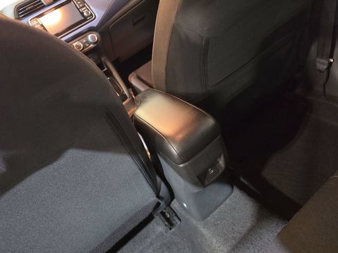Used 2024 Nissan Versa SV FWD image 21
