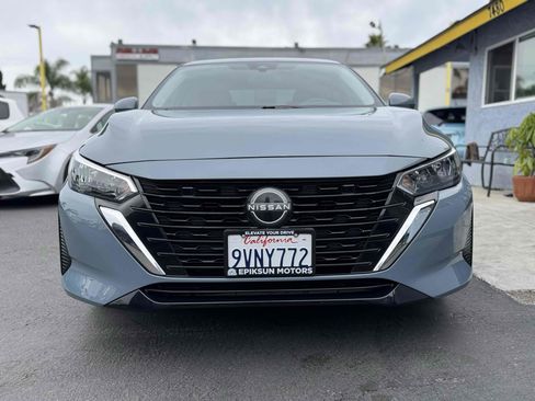 Used 2024 Nissan Sentra SV image 2