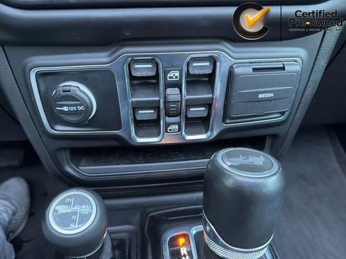 Certified 2022 Jeep Wrangler Unlimited Sahara w/ Cold Weather Group AWD/4WD image 74