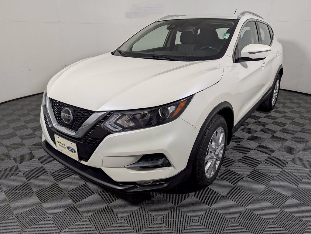 Used 2021 Nissan Rogue Sport SV FWD image 4