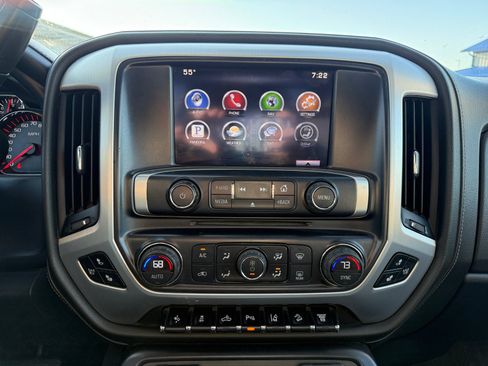Used 2015 GMC Sierra 2500 SLT w/ Duramax Plus Package AWD/4WD image 17