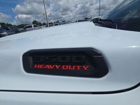 Used 2024 RAM 3500 Big Horn w/ Night Edition AWD/4WD image 23
