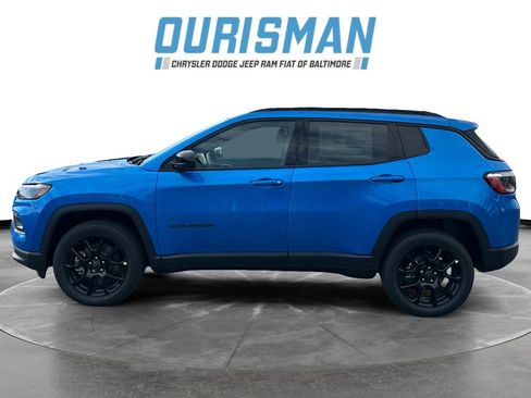 New 2026 Jeep Compass Latitude image 3