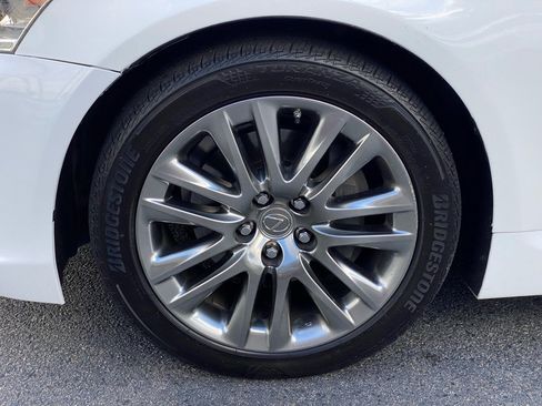 Used 2017 Lexus LS 460 image 9