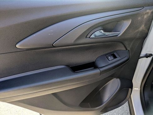 Used 2022 Chevrolet TrailBlazer LS image 24