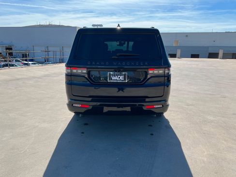 Certified 2024 Jeep Grand Wagoneer L Series II w/ Quick Order Packagew 28T image 4