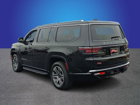 Used 2024 Jeep Wagoneer Series II image 4