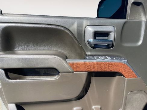 Used 2017 GMC Sierra 1500 SLE w/ SLE Value Package image 26