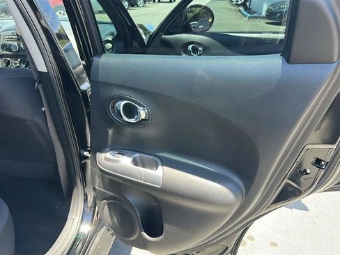 Used 2014 Nissan Juke S FWD image 45
