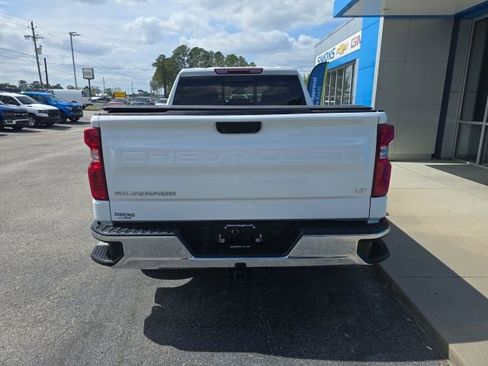 Used 2024 Chevrolet Silverado 1500 LT w/ Safety Package AWD/4WD image 4