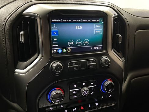 Used 2019 Chevrolet Silverado 1500 LT w/ True North Edition AWD/4WD image 8