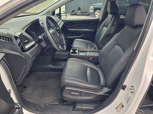 Used 2024 Honda Odyssey Touring image 13