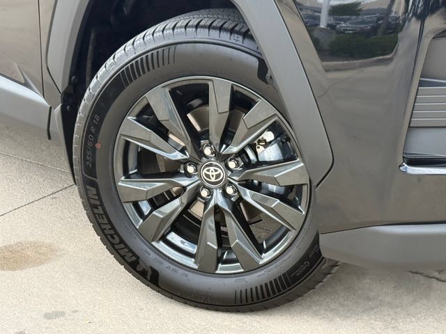 Used 2026 Toyota RAV4 AWD image 6