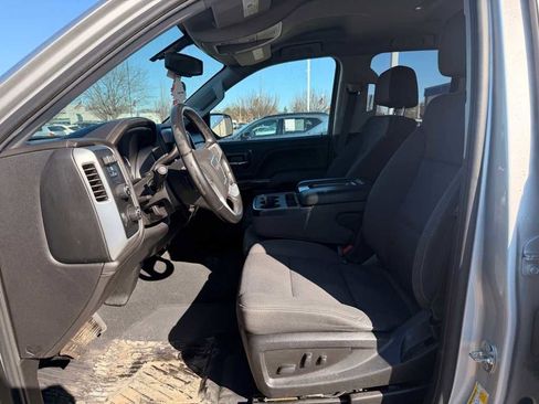 Used 2019 GMC Sierra 1500 SLE w/ SLE Value Package image 18