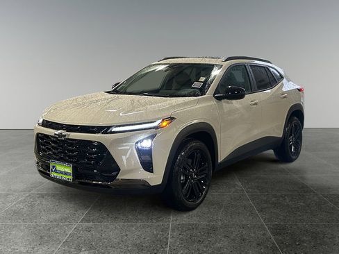 New 2026 Chevrolet Trax ACTIV w/ Sunroof Package image 3