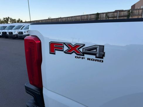 Used 2023 Ford F250 XL w/ FX4 Off-Road Package AWD/4WD image 28