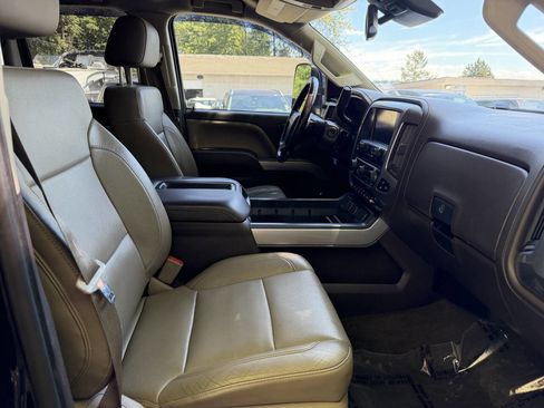 Used 2015 Chevrolet Silverado 2500 LTZ AWD/4WD image 13