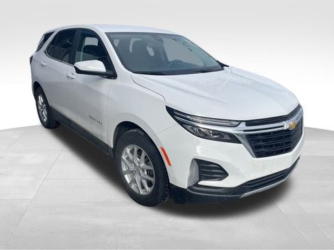 Certified 2024 Chevrolet Equinox LT image 2