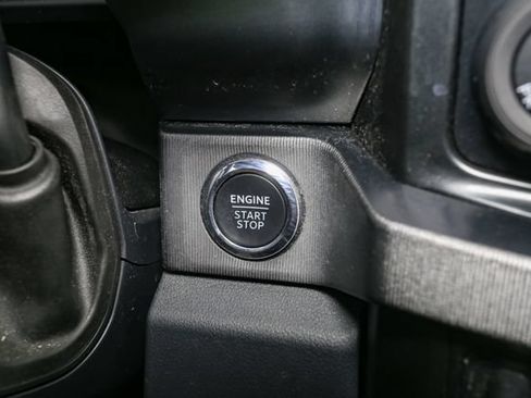 Used 2023 Ford F350 Platinum w/ Tremor Off-Road Package AWD/4WD image 30