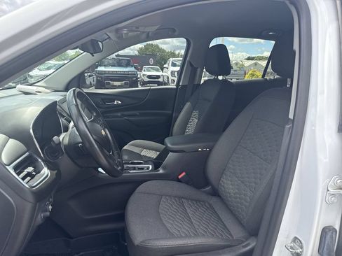 Used 2020 Chevrolet Equinox LT w/ Driver Convenience Package FWD image 22