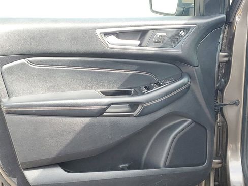 Used 2019 Ford Edge Titanium w/ Equipment Group 301A image 27