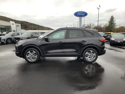 Used 2025 Ford Escape ST-Line image 8