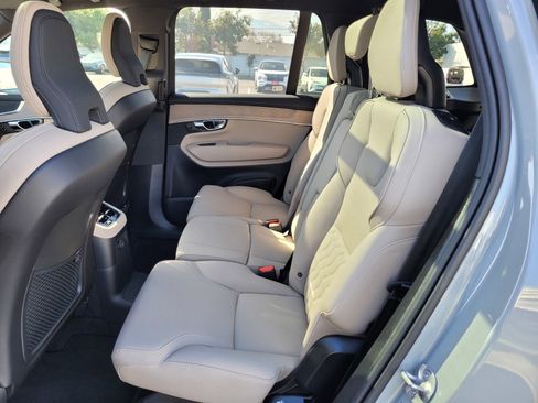 Certified 2025 Volvo XC90 T8 Plus image 26