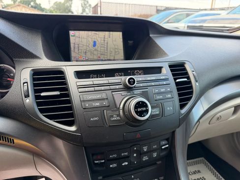 Used 2011 Acura TSX Sport Wagon FWD image 19