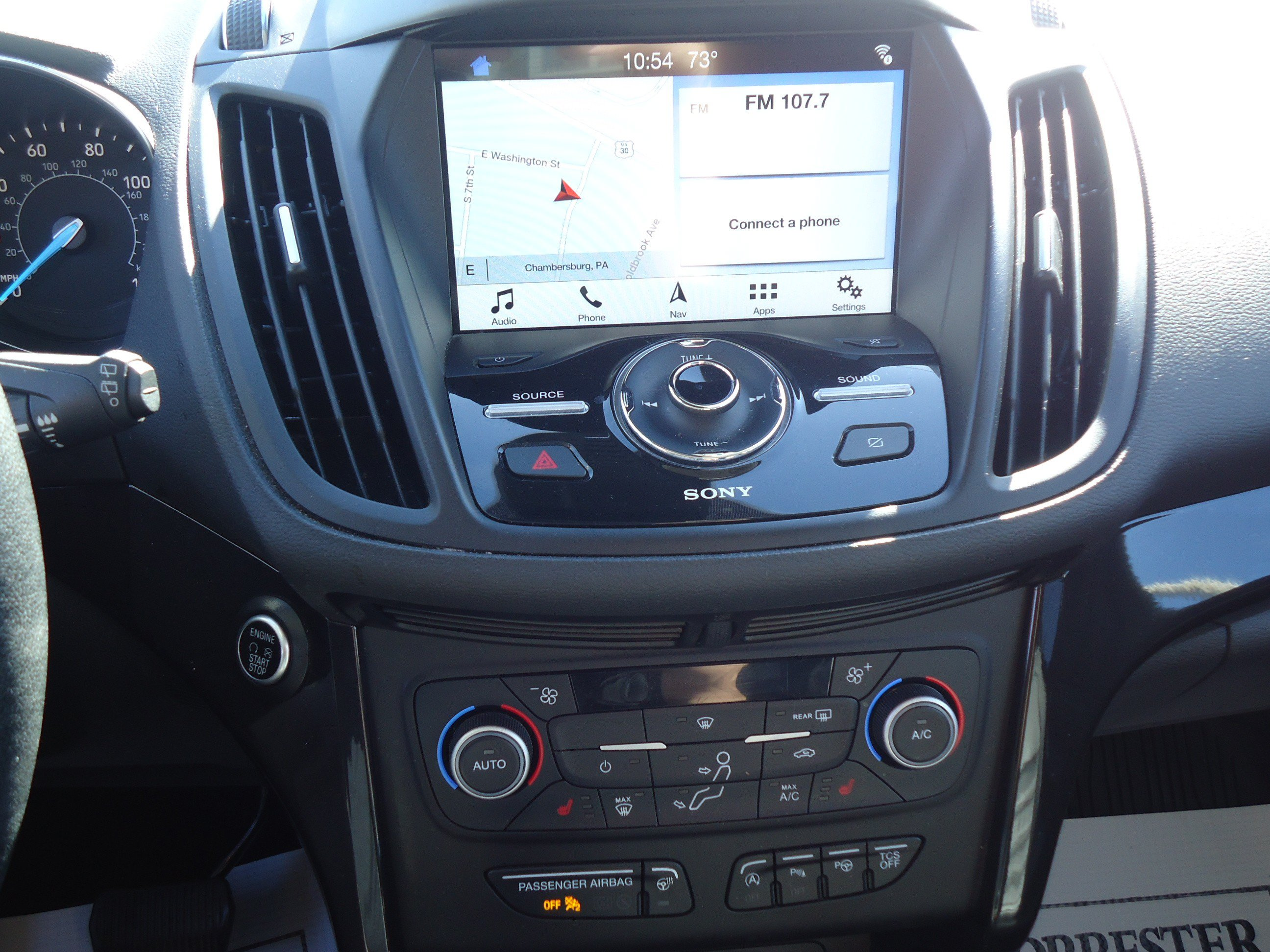 Used 2019 Ford Escape Titanium AWD/4WD image 16